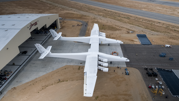 بزرگترین هواپیمای دو بدنه جهان - اسپوتنیک ایران  