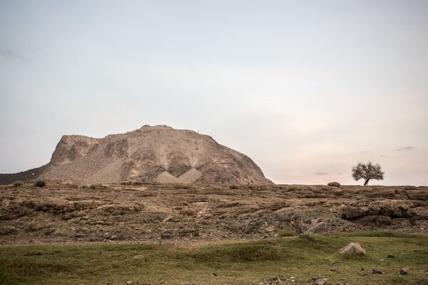 معدن سنگ مرمریت در فاصله 230 کیلومتری شرق شیراز - اسپوتنیک ایران  