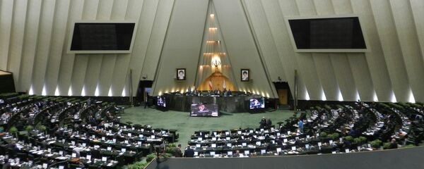 آخرین جلسه علنی مجلس دهم در ایران + عکس - اسپوتنیک ایران  