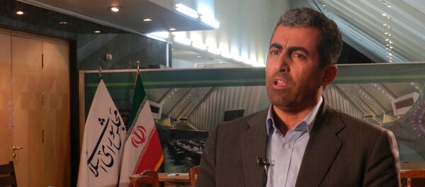 دکتر پورابراهیمی: در طولانی مدت تحریم ها می تواند ایران را به یک قدرت اقتصادی تبدیل کند دکتر پورابراهیمی: در طولانی مدت تحریم ها می تواند ایران را به یک قدرت اقتصادی تبدیل کند - اسپوتنیک ایران