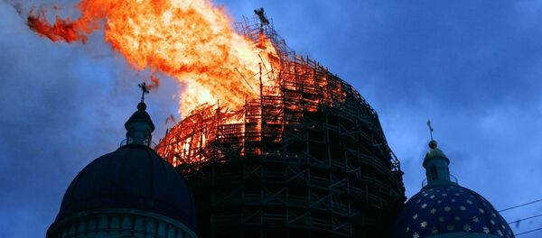 آتش سوزی در کلیسایی در میدان ایزمایلوف در سنت پترزبورگ آتش سوزی در کلیسایی در میدان ایزمایلوف در سنت پترزبورگ - اسپوتنیک ایران