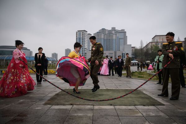 عکس عروسی در پیونگ یانگ کره شمالی - اسپوتنیک ایران  