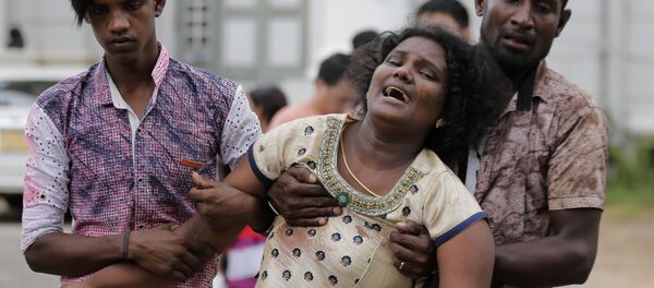 خویشاوندان قربانیان حادثه تروریستی روز جشن عید پاک در سریلانکا خویشاوندان قربانیان حادثه تروریستی روز جشن عید پاک در سریلانکا - اسپوتنیک ایران
