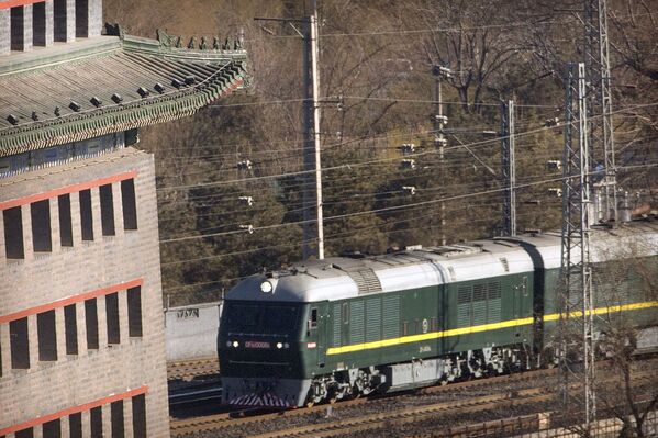 قطار رهبر کره شمالی در ایستگاه قطار پکن - اسپوتنیک ایران  