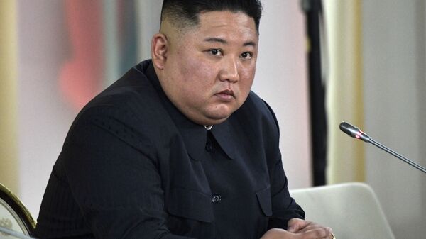 فراری معروف کره شمالی: به احتمال ۹۹ درصد کیم جونگ اون درگذشته است - اسپوتنیک ایران  