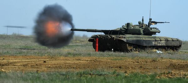 هند تصمیم گرفت ۴۰۰ تانک T-90S روسی خریداری کند هند تصمیم گرفت ۴۰۰ تانک T-90S روسی خریداری کند - اسپوتنیک ایران