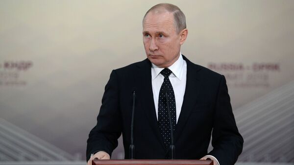 پوتین: روسیه هنوز وارد پیک کرونا نشده است - اسپوتنیک ایران  