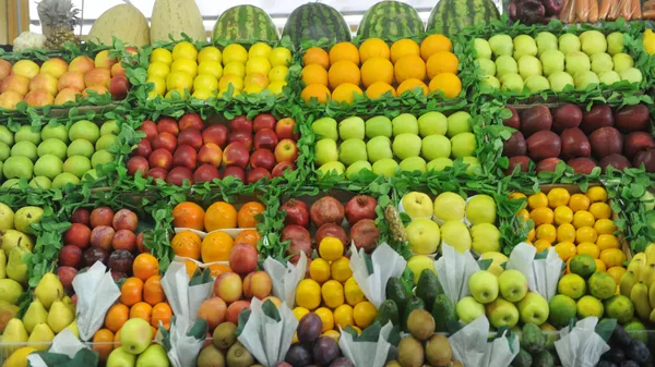 اگر هر روز یک عدد سیب بخورید چه اتفاقی می افتد؟ اگر هر روز یک عدد سیب بخورید چه اتفاقی می افتد؟