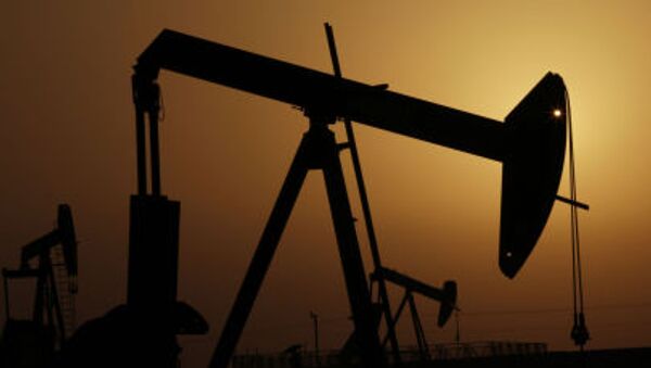 موفقیت فروش نفت ایران در بورس - اسپوتنیک ایران  