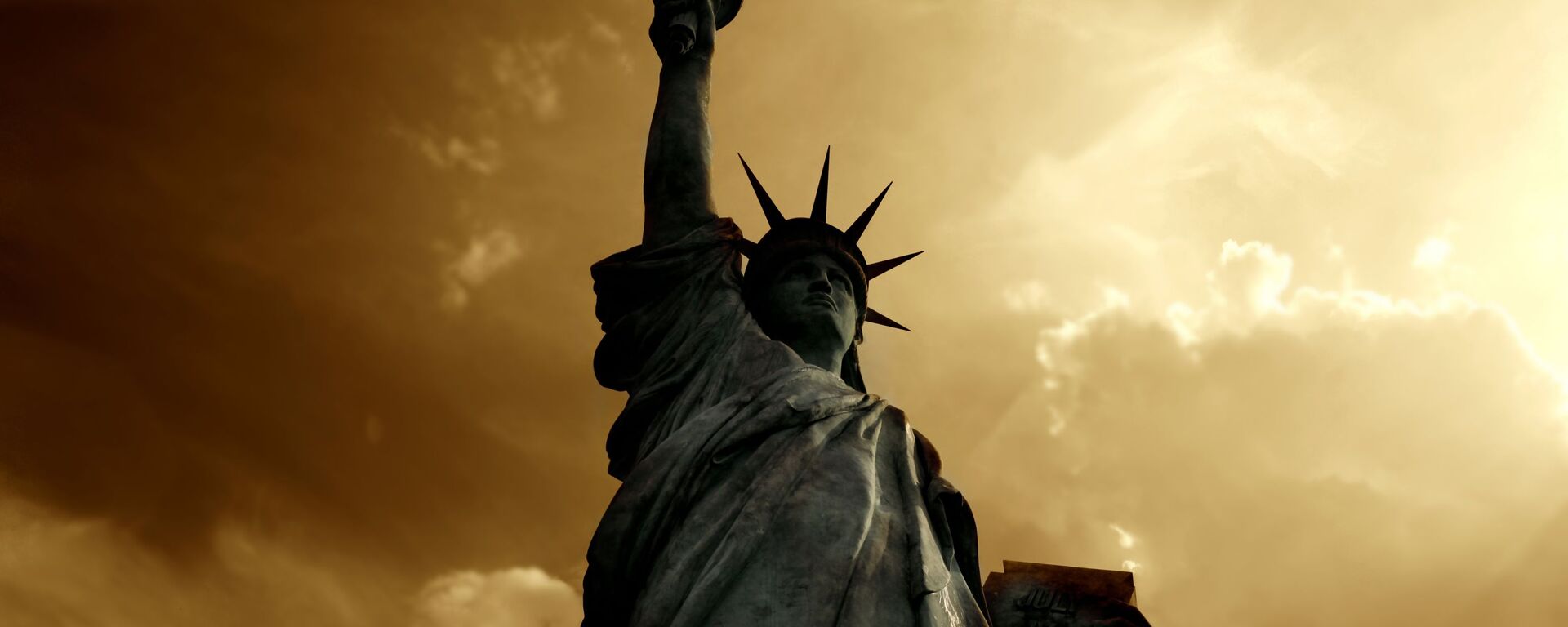 مجسمه آزادی آمریکادر زمینه غروب - اسپوتنیک ایران  , 1920, 25.04.2024