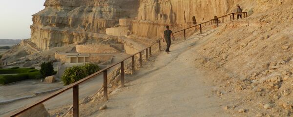 بازگشت به دوران غارنشینی گردشگرانی که به خاطر کرونا در هند گیر کرده بودند بازگشت به دوران غارنشینی گردشگرانی که به خاطر کرونا در هند گیر کرده بودند - اسپوتنیک ایران