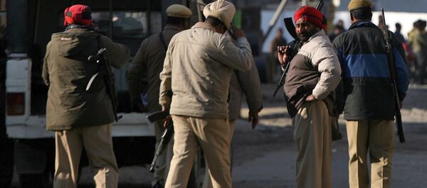 ساخت دستگاه کروناگیر توسط پلیس هند + ویدئو  - اسپوتنیک ایران  