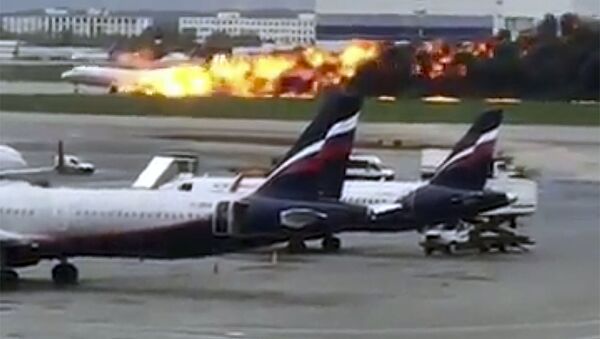 آتش سوزی هواپیما در فرودگاه مسکو - اسپوتنیک ایران  