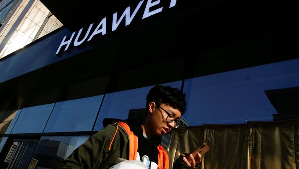 تحریم اپل توسط چین در پاسخ به حذف آندروید از گوشی های هوآوی - اسپوتنیک ایران  