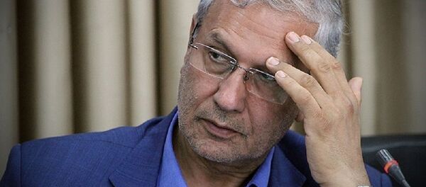 تصاویری از ضد عفونی کردن سخنگوی دولت ایران+عکس - اسپوتنیک ایران  