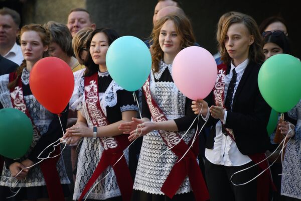مدارس در روسیه به روز پایان خود نزدیک شدند - اسپوتنیک ایران  