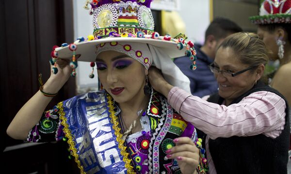 شرکت کننده کنکور ملکه نیرومند بولیوی - اسپوتنیک ایران  