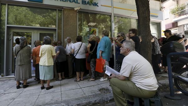 کار بانک ها در یونان از سرگرفته شد - اسپوتنیک ایران  