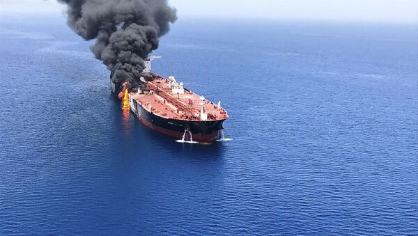 نفتکشی که محیط زیست دریای سرخ را تهدید می‌کند  - اسپوتنیک ایران  
