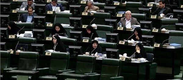 نماینده مجلس ایران: در بودجه 99 طرح معیشتی با یارانه نقدی ادغام می‌شود  - اسپوتنیک ایران  