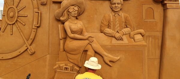 فستیوال مجسمه های شنی با عنوان رویاها در شهر اوستنده بلژیک فستیوال مجسمه های شنی با عنوان رویاها در شهر اوستنده بلژیک - اسپوتنیک ایران