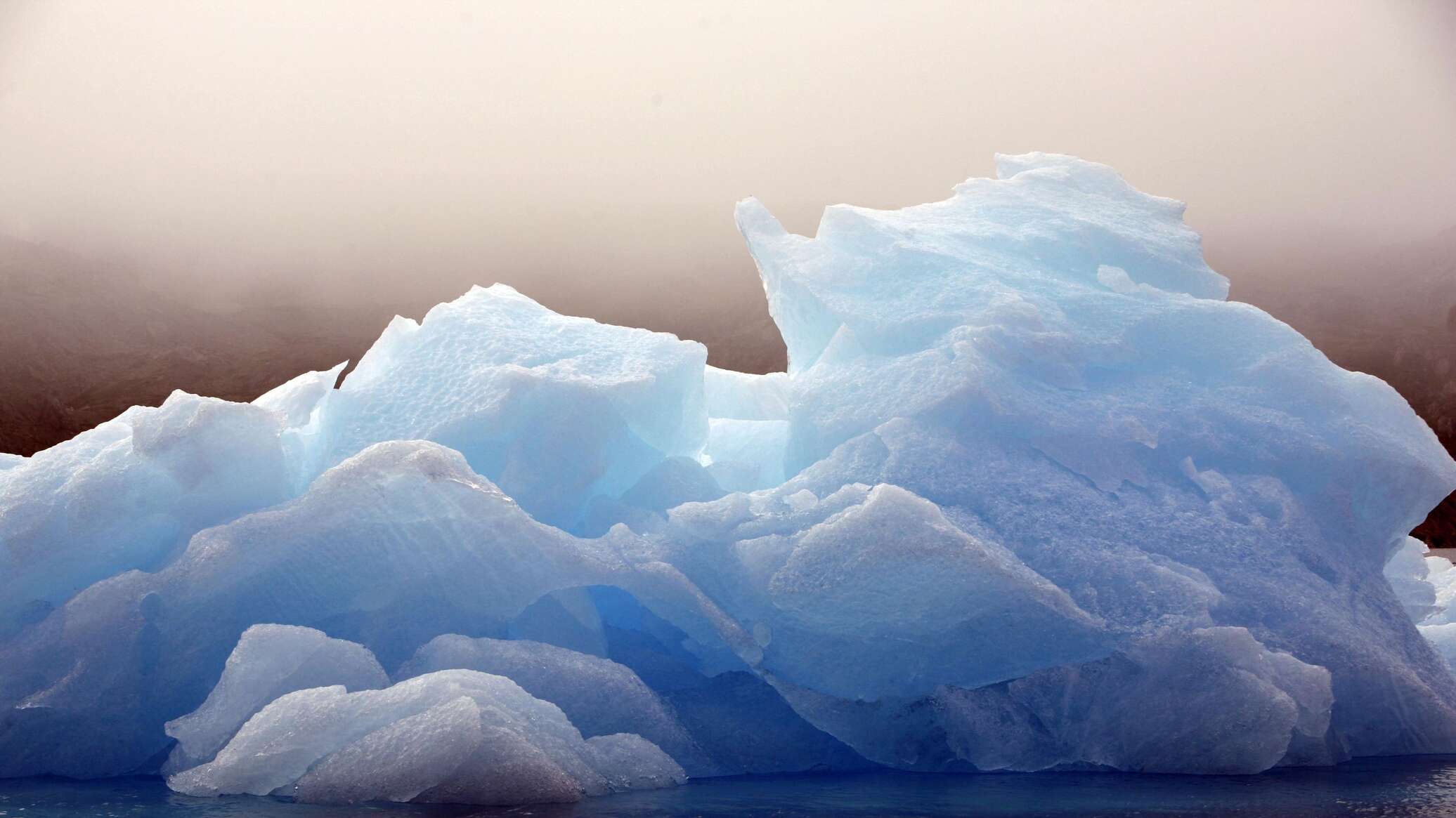 Ice cap. Сокращение льдов Арктики. Льды Арктики светлые. Ледовитый период. Melting the Ice.