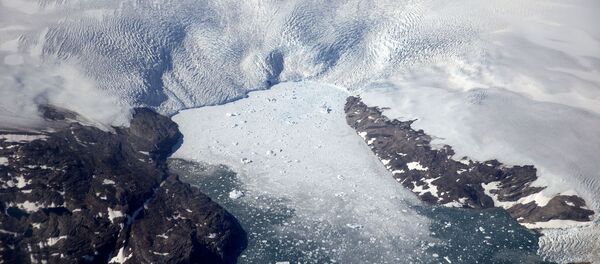 گرینلند در حال ذوب شدن گرینلند در حال ذوب شدن - اسپوتنیک ایران