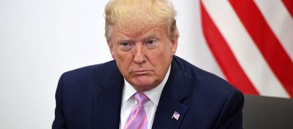 دستور ترامپ به وزیر خزانه‌داری آمریکا برای افزایش تحریم‌ها علیه ایران - اسپوتنیک ایران  