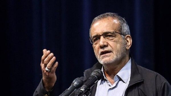نماینده مجلس ایران: اگر راست می گویند که برجام خیانت است برجام را آتش بزنند - اسپوتنیک ایران  