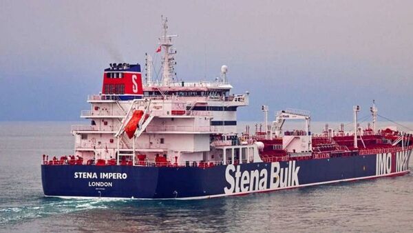 انتشار فیلم حرکت نفتکش بریتانیایی آزاد شده به سوی آبهای بین المللی  - اسپوتنیک ایران  