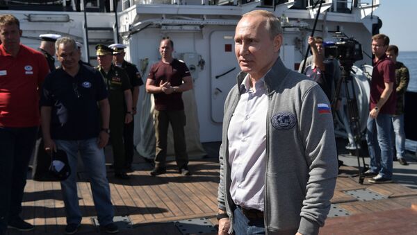پوتین: روسیه ناوگان دریایی منحصر به فرد برای قدرتی مستقل می سازد - اسپوتنیک ایران  