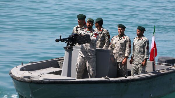 انتشار نخستین تصاویر از کشتی توقیف شده توسط سپاه - اسپوتنیک ایران  