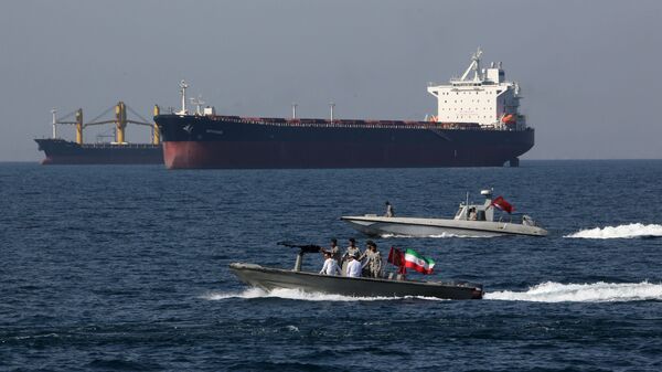 حکم همراه با اشتباه دادگاه کلمبیا در توقیف نفتکش ایرانی - اسپوتنیک ایران  