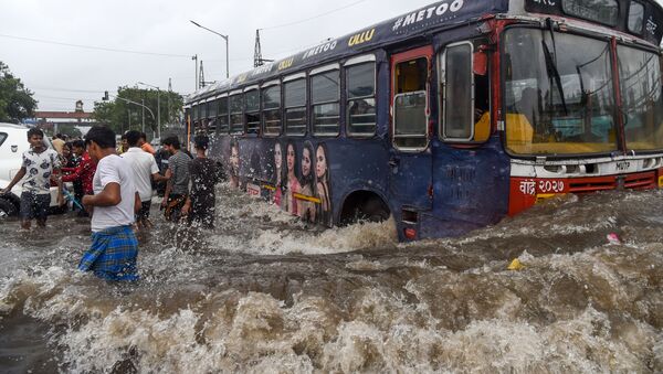  سیل و باران در هند بیش از 270 قربانی گرفت - اسپوتنیک ایران  