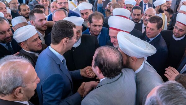 حضور بشار اسد در اقامه نماز عید قربان  - اسپوتنیک ایران  