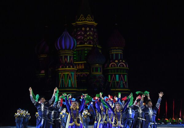 شرکت کنندگان تمرینات جشنواره موزیکال -نظامی «برج اسپاسکی» در میدان سرخ مسکو - اسپوتنیک ایران  