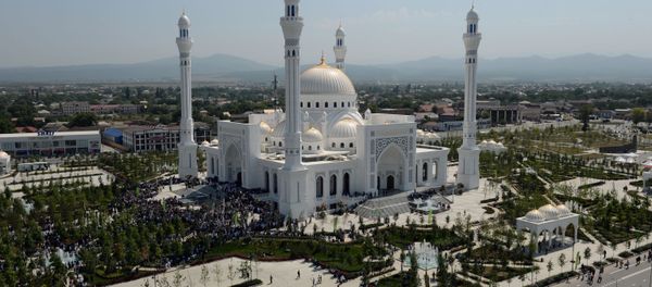 افتتاح مسجد افتخار مسلمانان با نام حضرت محمد (ص) در شالی چچن افتتاح مسجد افتخار مسلمانان با نام حضرت محمد (ص) در شالی چچن - اسپوتنیک ایران