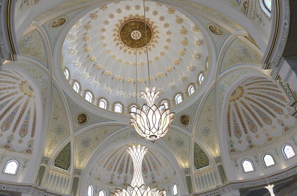  مسجد  افتخار مسلمانان با نام حضرت محمد (ص) در شالی چچن - اسپوتنیک ایران  