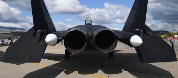 در نمایشگاه ماکس هر ساله کشورها آخرین فناوری هوایی خود را به نمایش میگذارند در نمایشگاه ماکس هر ساله کشورها آخرین فناوری هوایی خود را به نمایش میگذارند - اسپوتنیک ایران