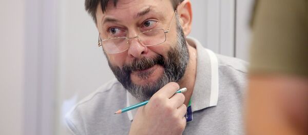 خبرنگار ریانوستی کی یف را به مقصد مسکو ترک می کند - اسپوتنیک ایران  