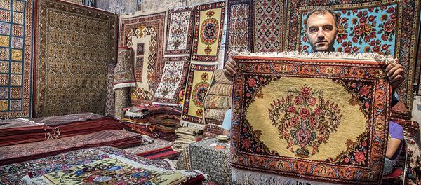 بیست و هشتمین نمایشگاه فرش دستبافت - تهران - اسپوتنیک ایران  