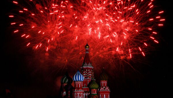 آتشبازی جشنواره موزیکال «برج اسپاسکی» در مسکو - اسپوتنیک ایران  