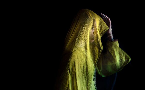 مجموعه عکس «برگی از تاریخ عذاب زنان» از مشفیق العلم، عکاس بنگلادشی  - اسپوتنیک ایران  