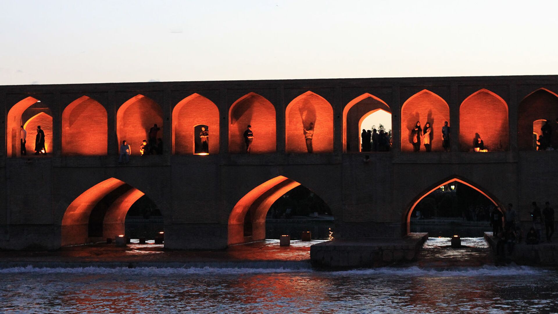 Мост Си-о-се-поль в городе Исфахан, Иран - اسپوتنیک ایران  , 1920, 25.08.2022