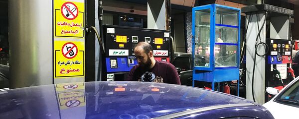 آیا گرانی بنزین، سرنوشت انتخابات را در ایران تغییر می‌دهد؟  - اسپوتنیک ایران  
