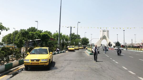 ممنوعیت ورود کامیون‌ها به تهران  - اسپوتنیک ایران  