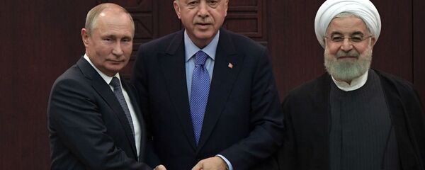 نشست سه جانبه مجازی پوتین، روحانی و اردوغان - اسپوتنیک ایران  