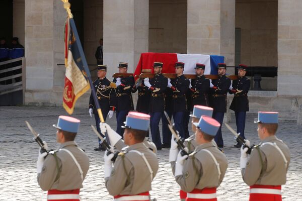مراسم خاکسپاری ژاک شیراک رئیس جمهور سابق فرانسه - اسپوتنیک ایران  