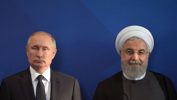 گفتگوی تلفنی بین پوتین و روحانی صورت گرفت - اسپوتنیک ایران  