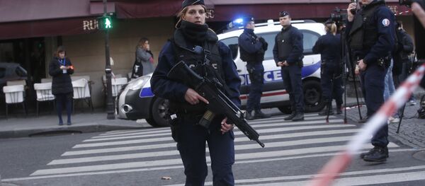 دفتر دادستانی پاریس در مورد حمله به پلیس تحقیق می کند دفتر دادستانی پاریس در مورد حمله به پلیس تحقیق می کند - اسپوتنیک ایران